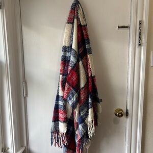 AERIE BLANKET SCARF